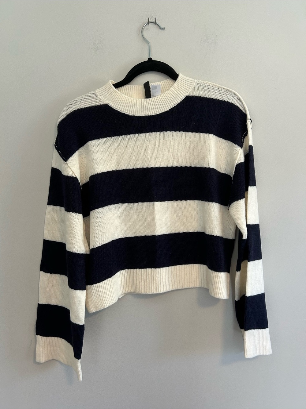 NEW divided h&m small Striped Navy and White Cropped Knit Sweater